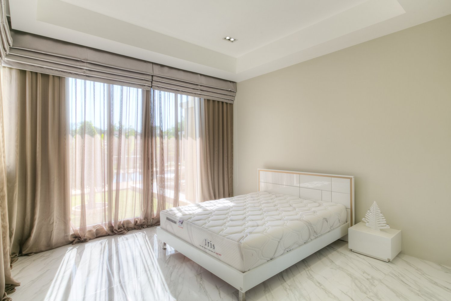 Property image - gallery 36