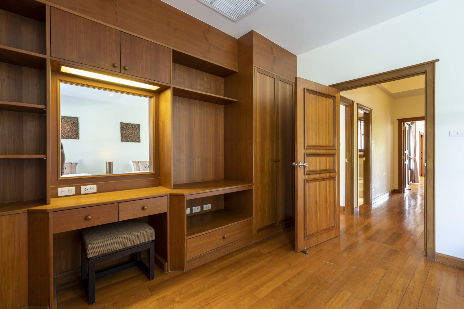 Property image - gallery 32