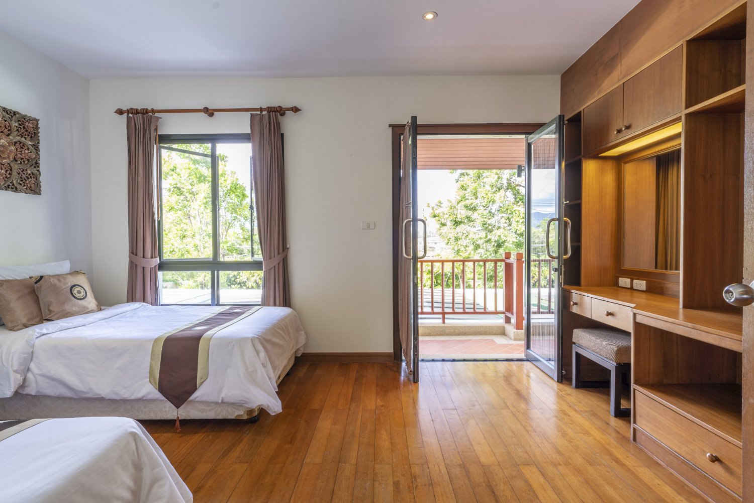 Property image - gallery 33