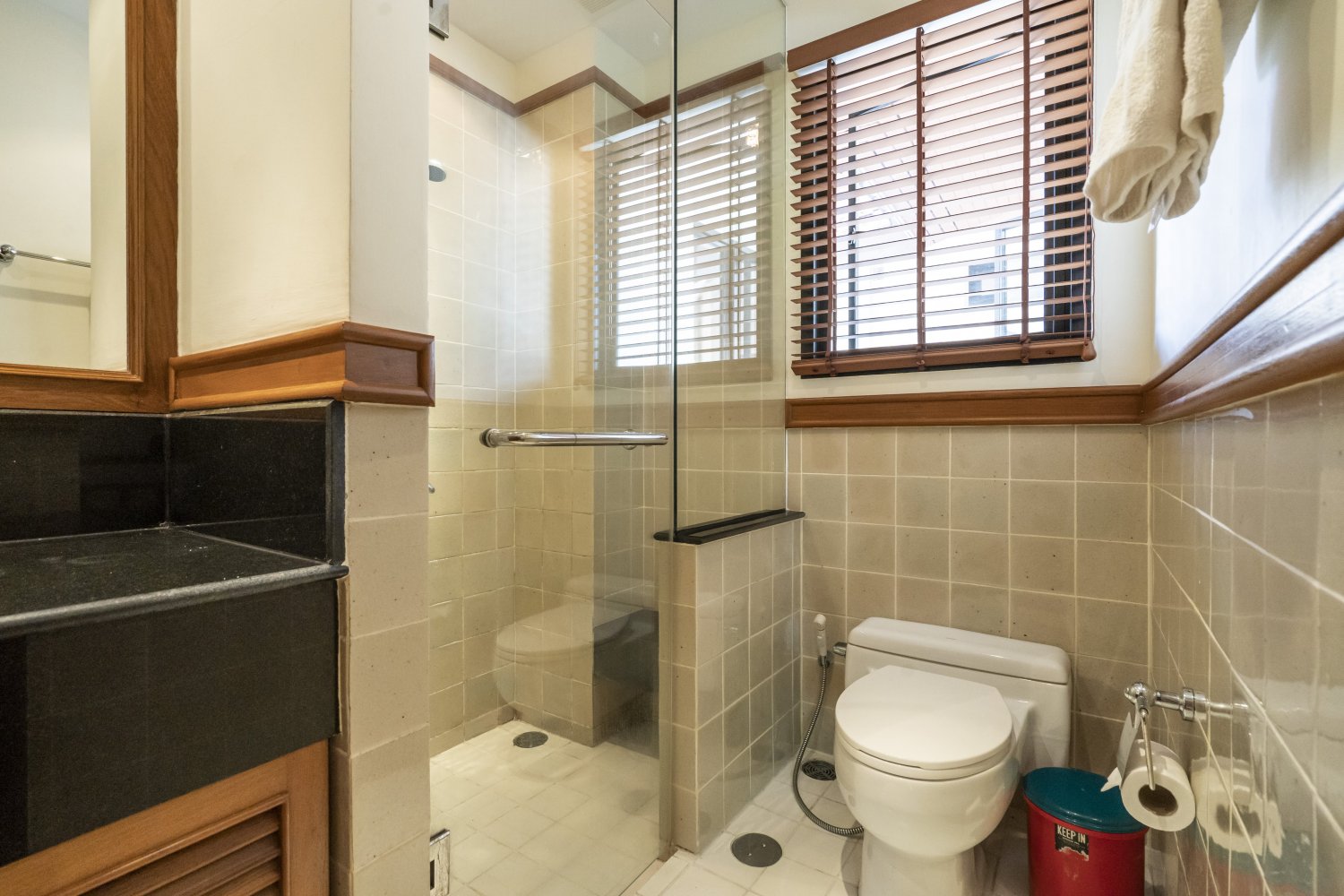 Property image - gallery 38