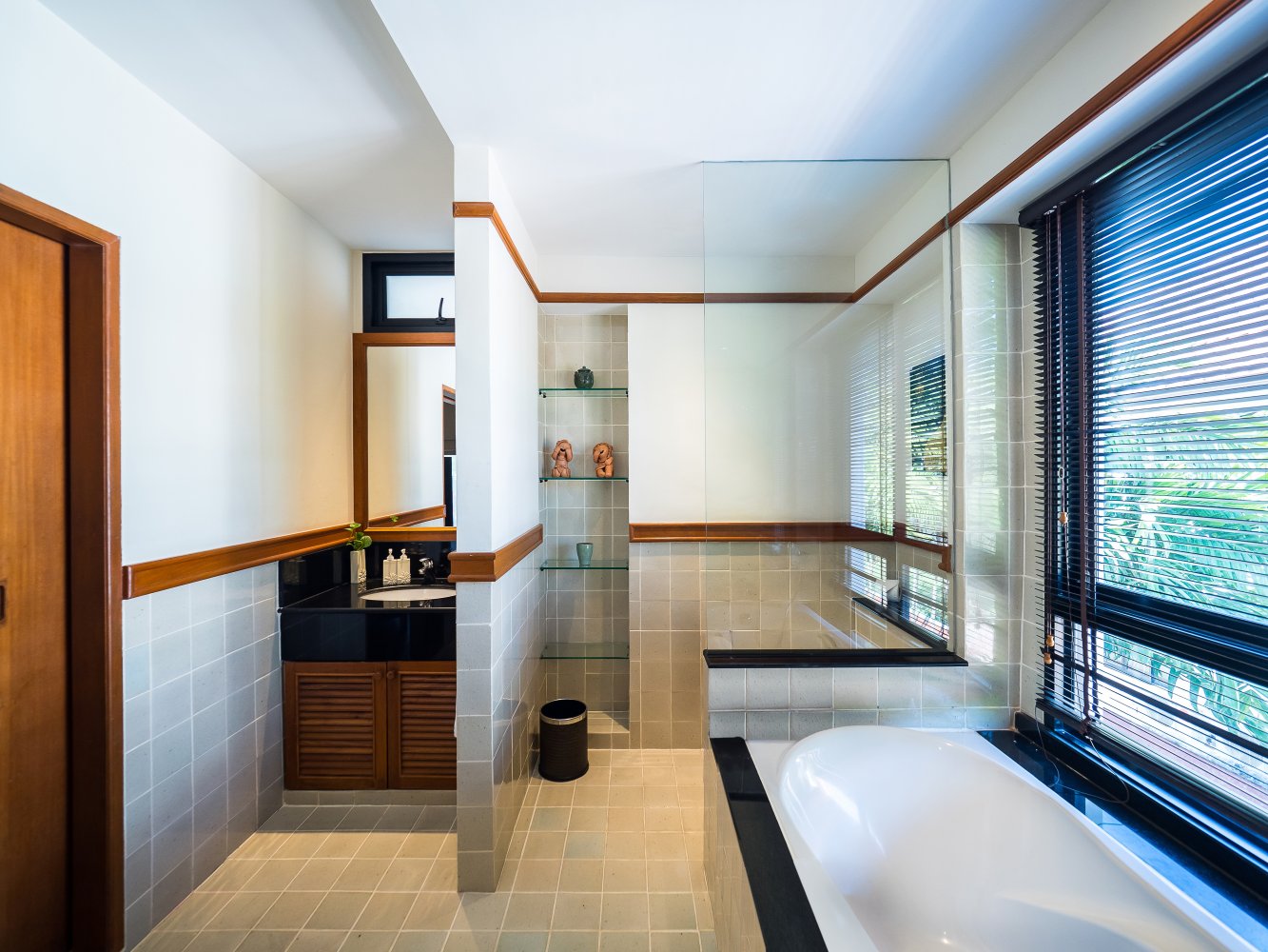 Property image - gallery 9