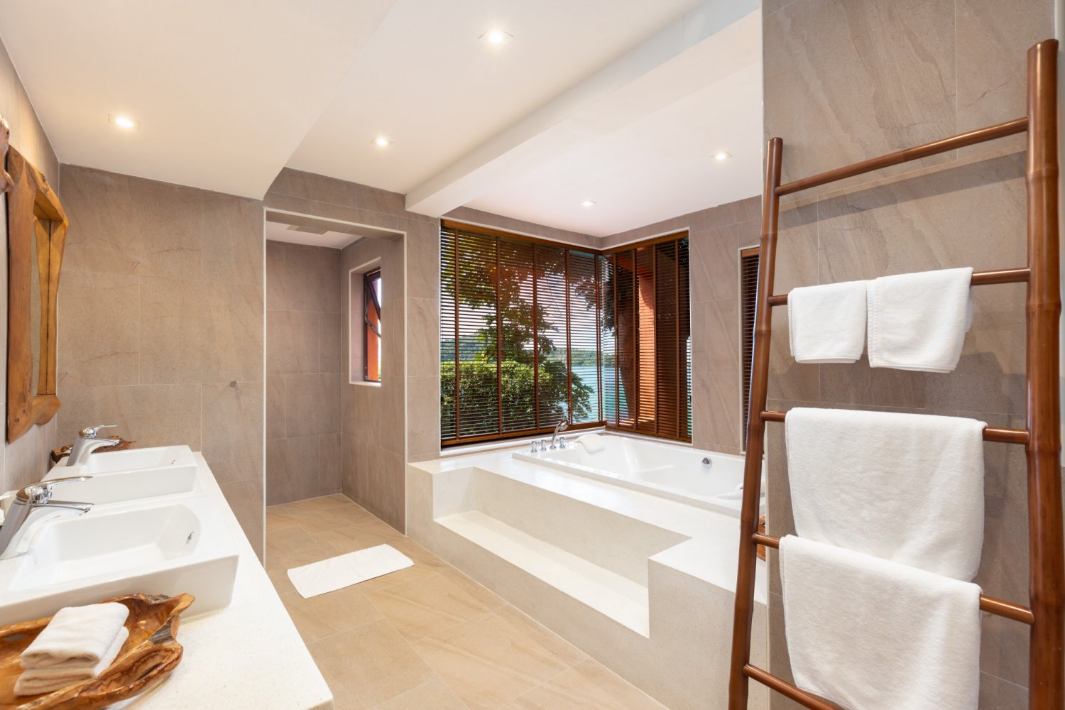 Property image - gallery 45