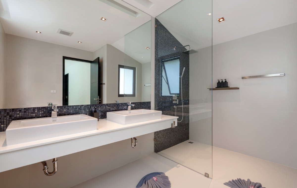 Property image - gallery 38