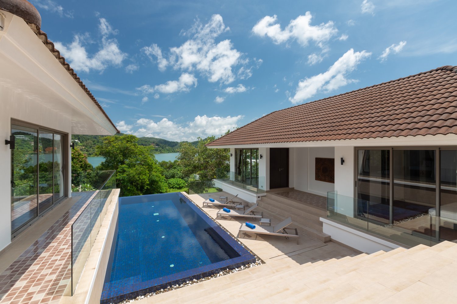 Property image - gallery 11