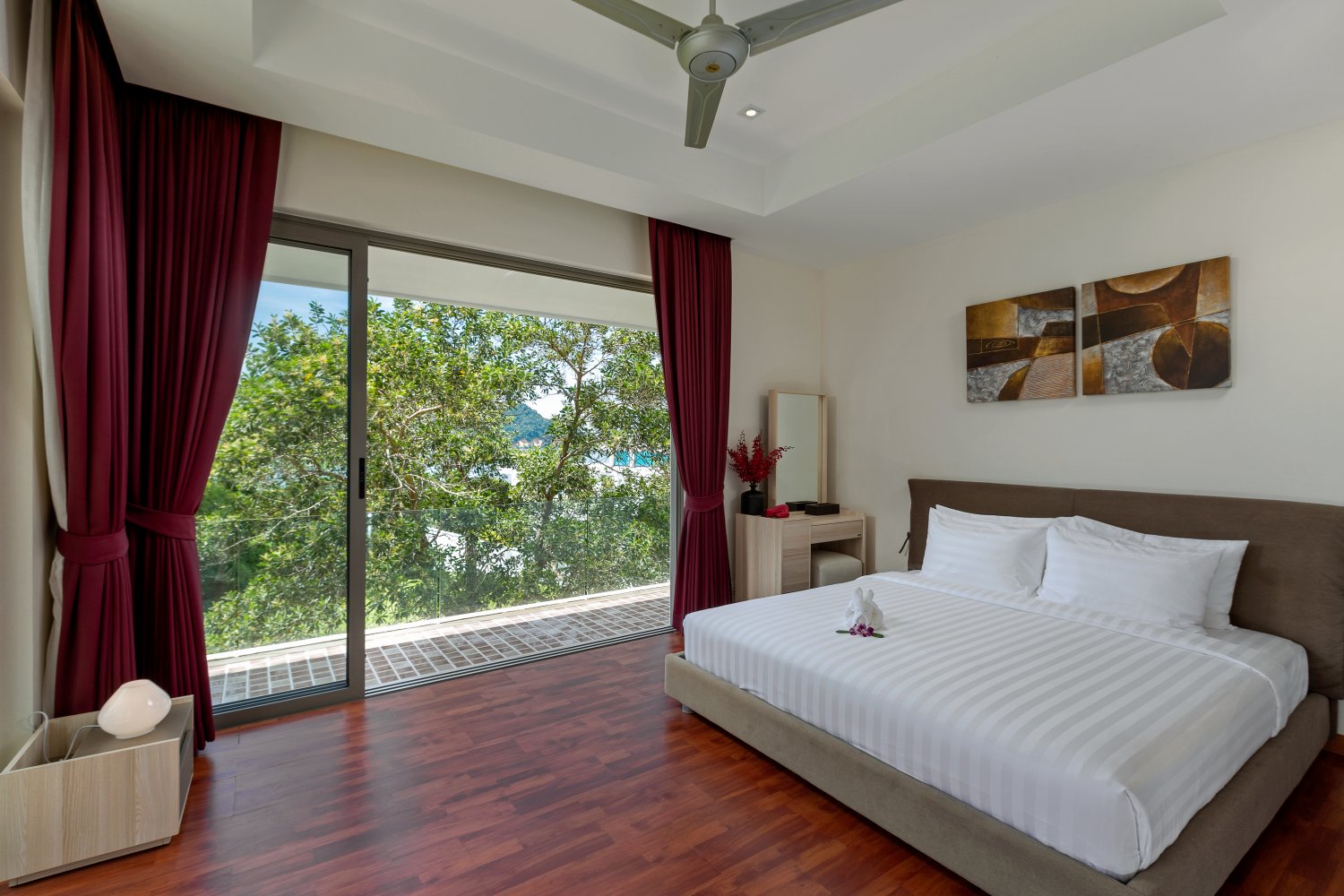 Property image - gallery 28