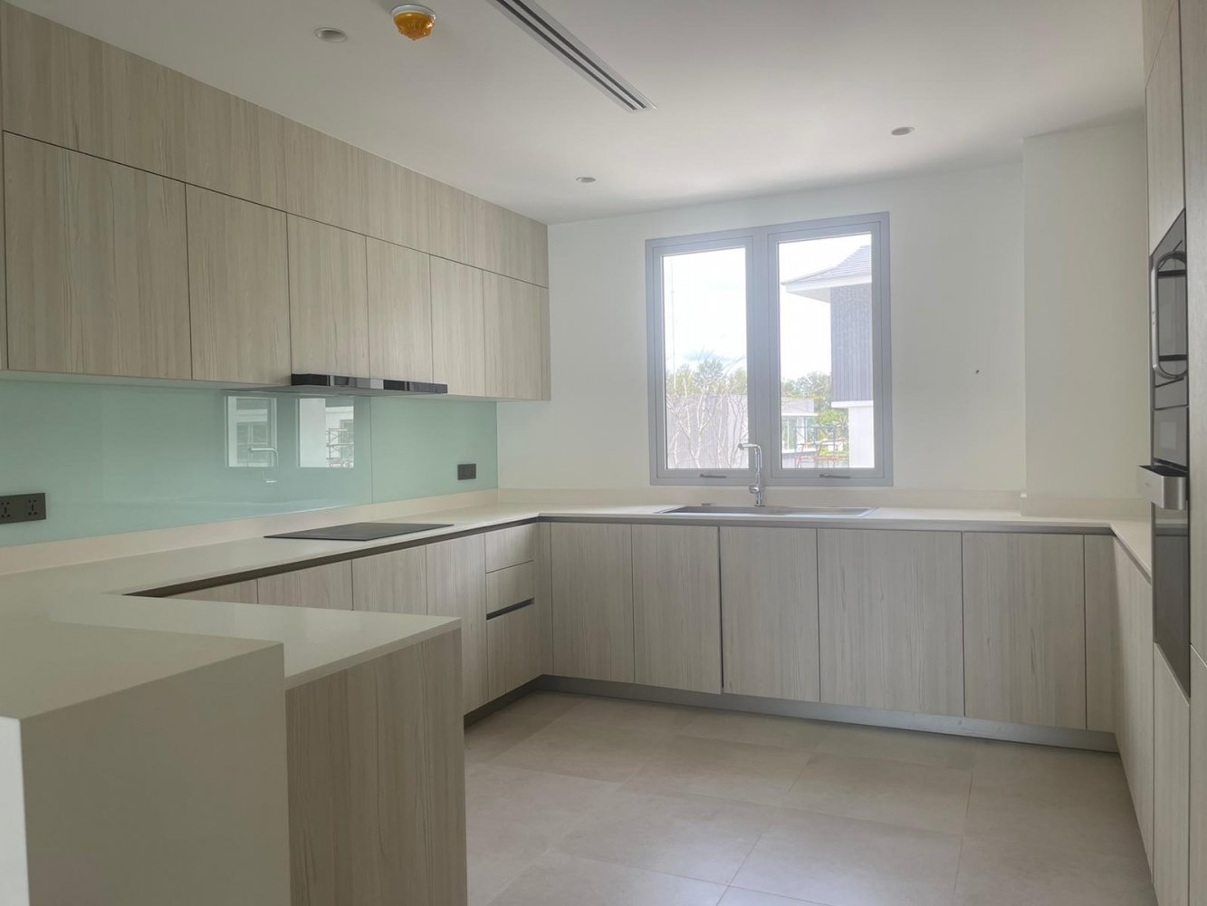 Property image - gallery 11