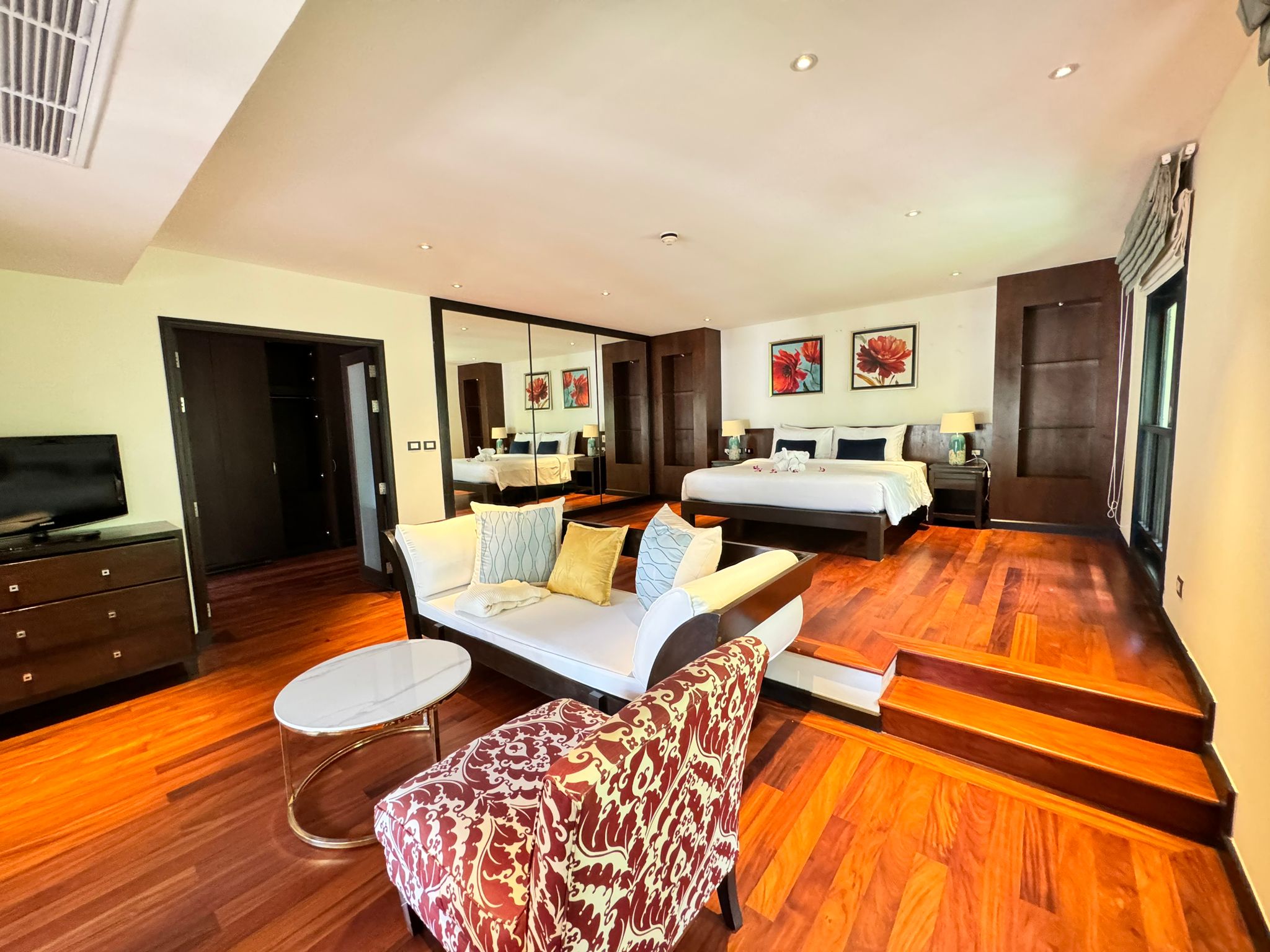 Property image - gallery 16