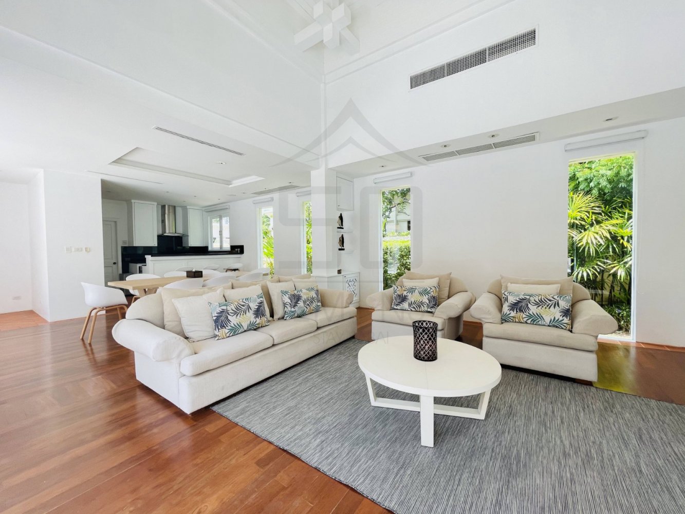 Property image - gallery 11