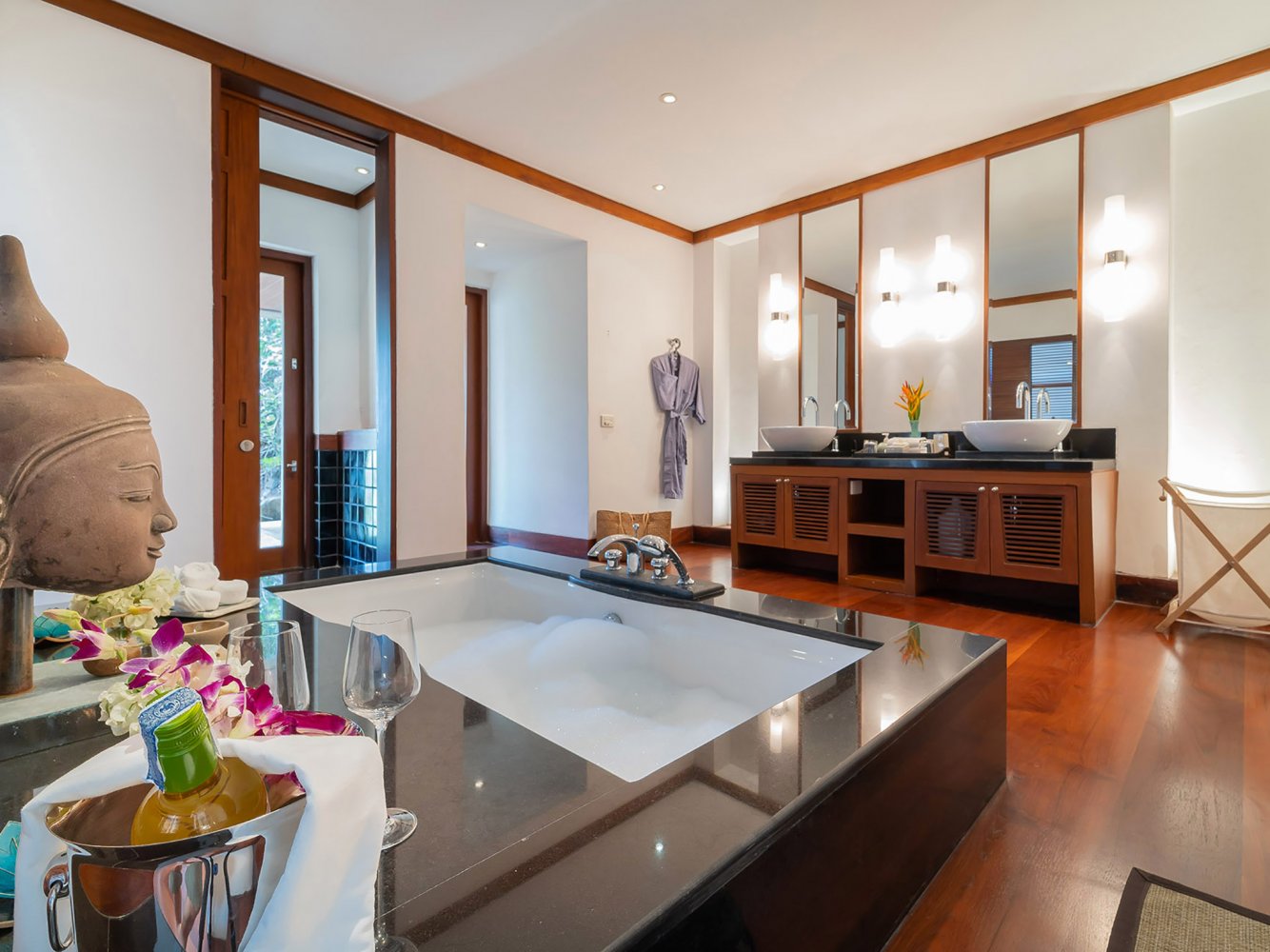 Property image - gallery 38