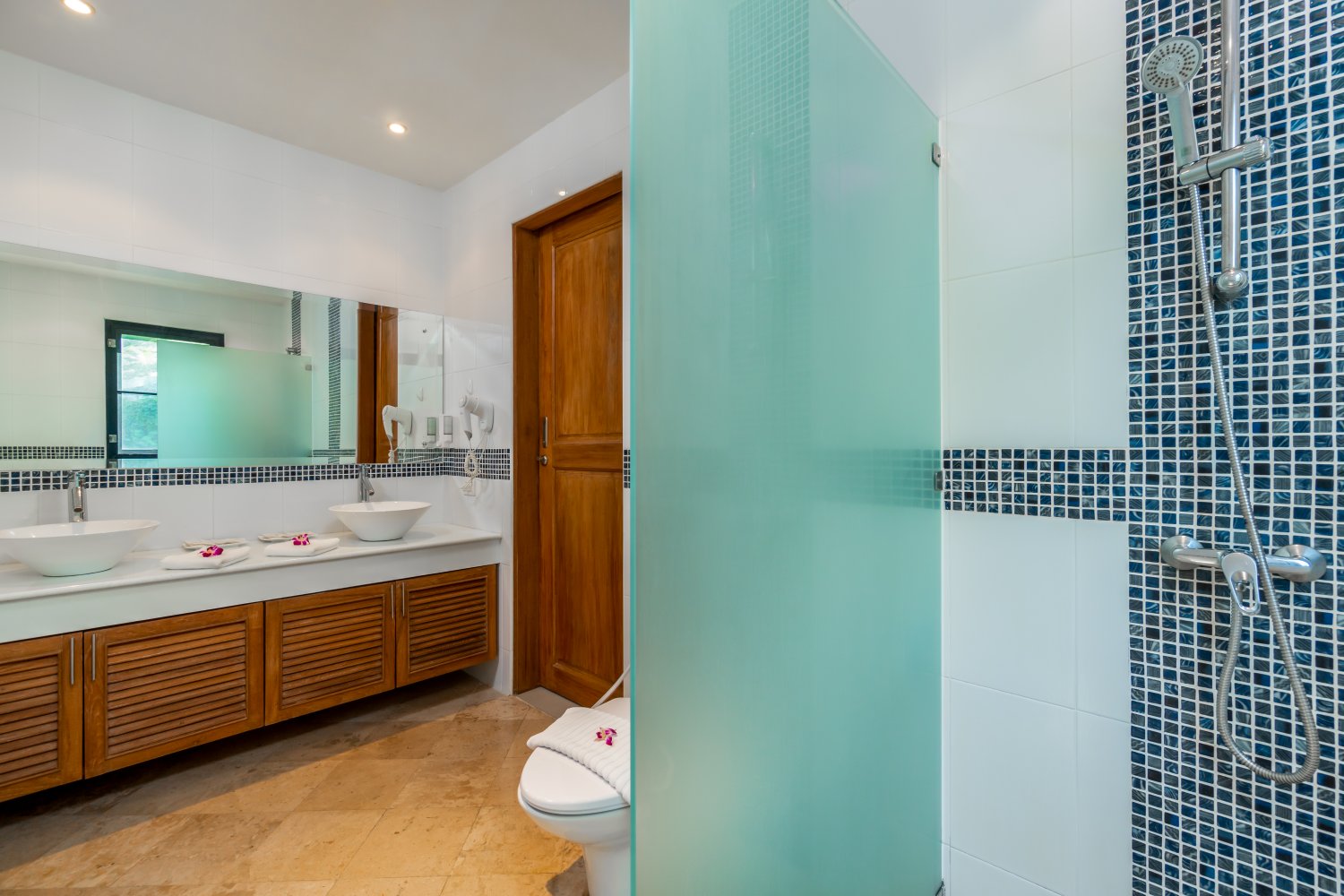 Property image - gallery 9