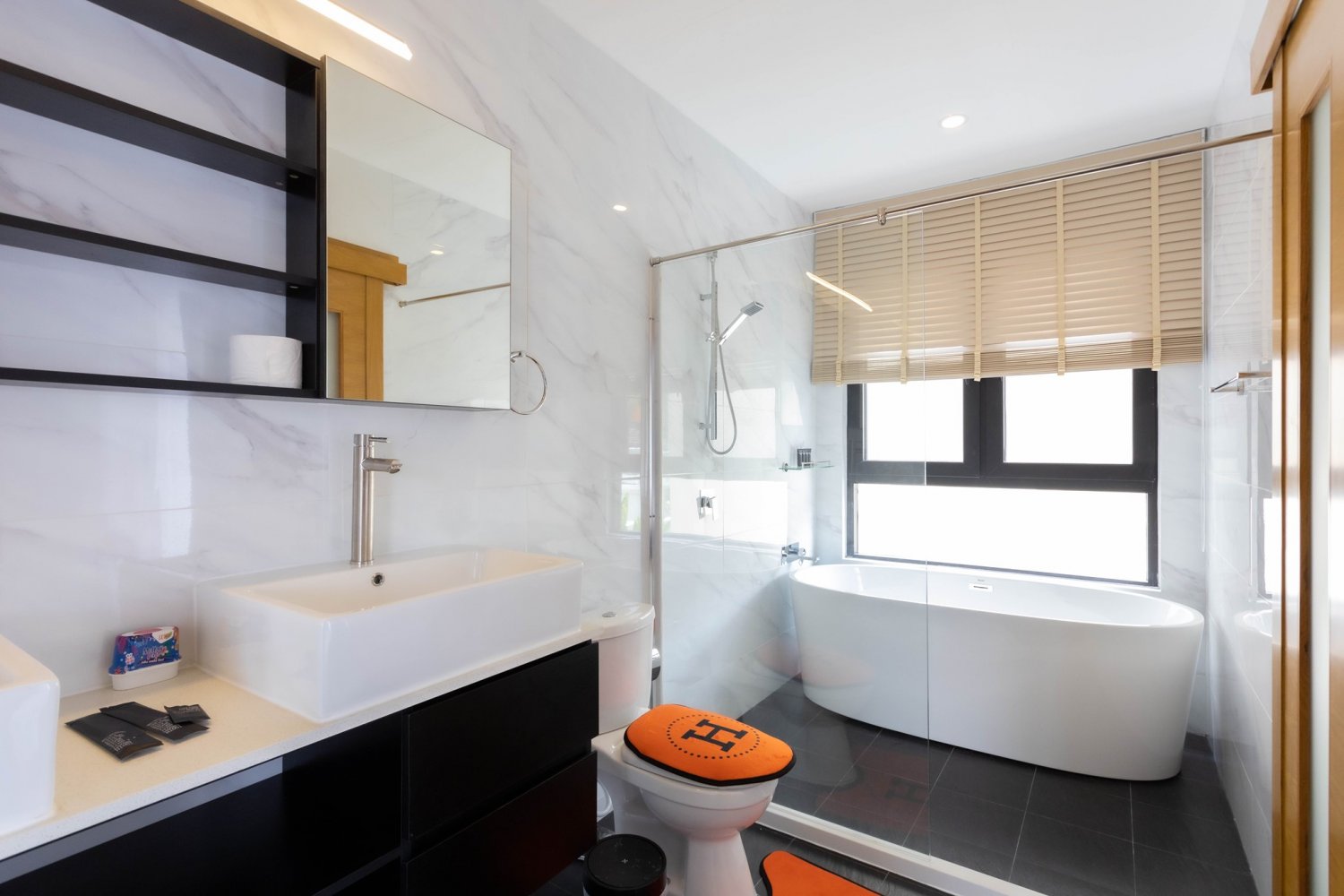 Property image - gallery 11