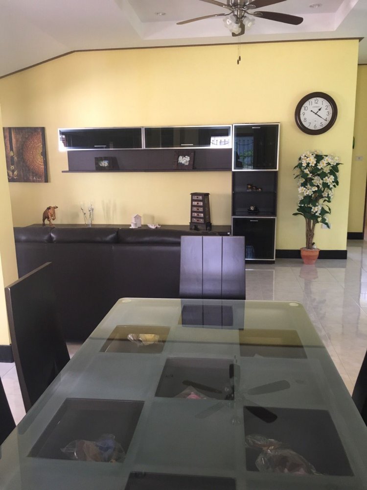 Property image - gallery 25