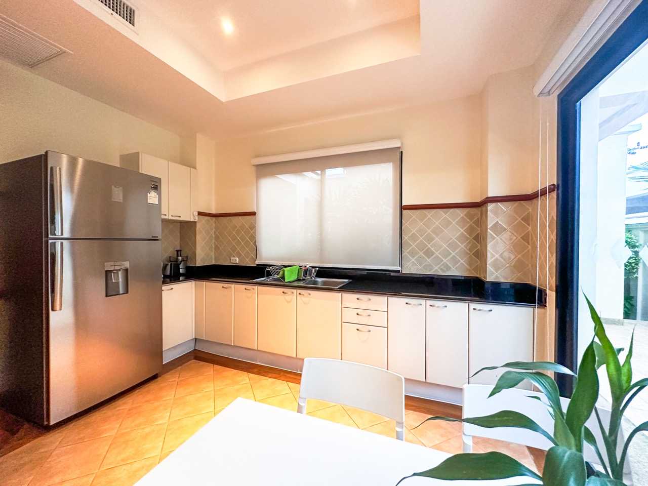 Property image - gallery 12