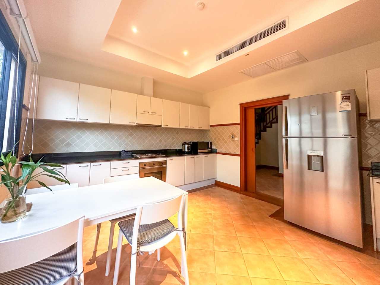 Property image - gallery 10