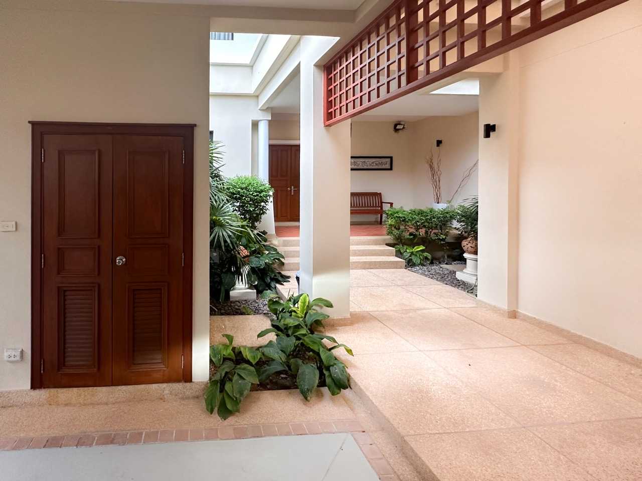 Property image - gallery 23