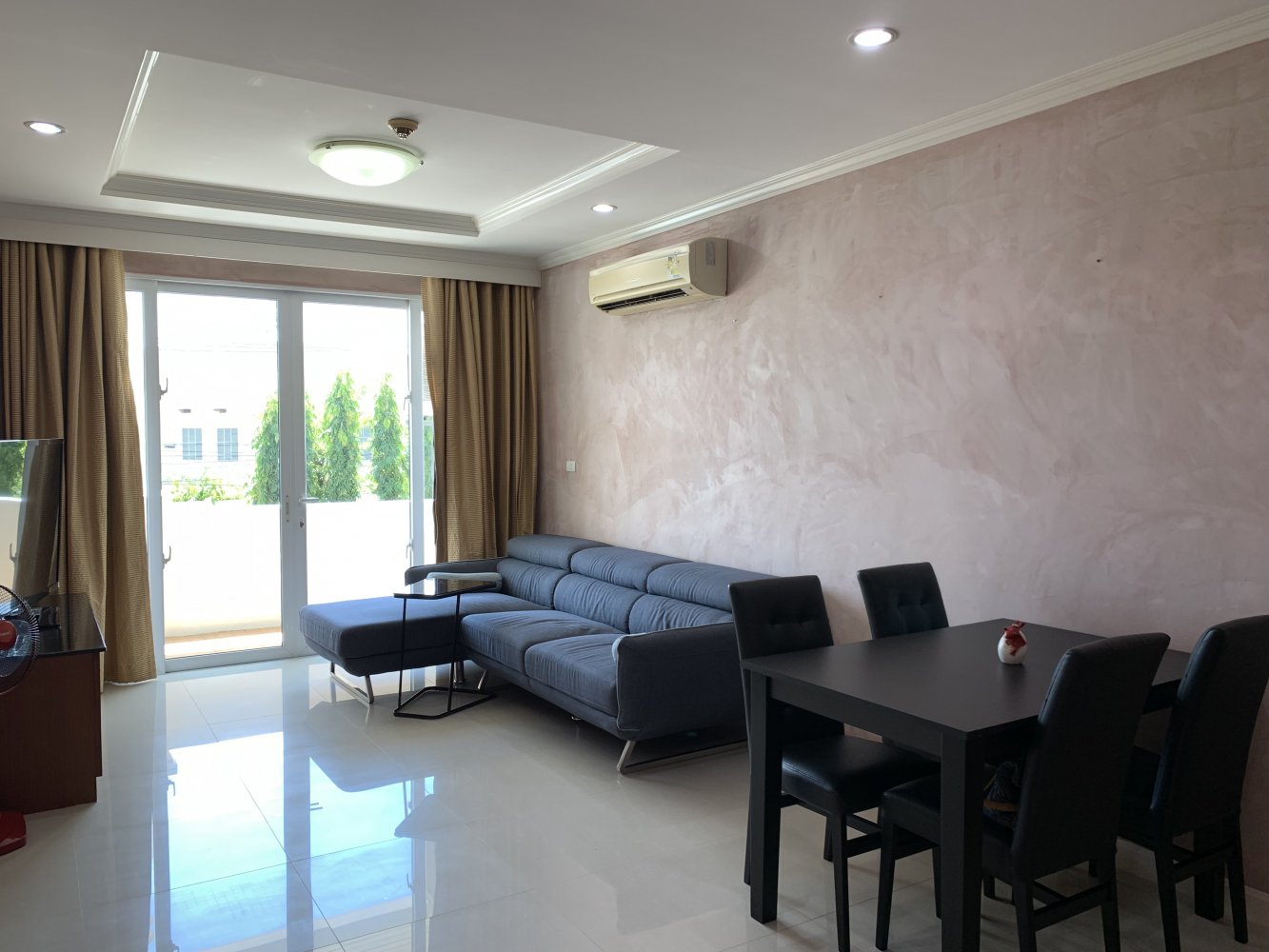 Property image - gallery 12