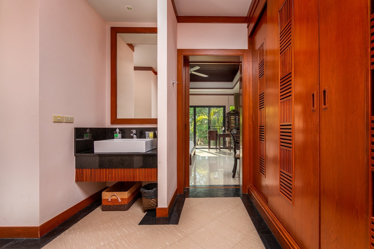 Property image - gallery 25