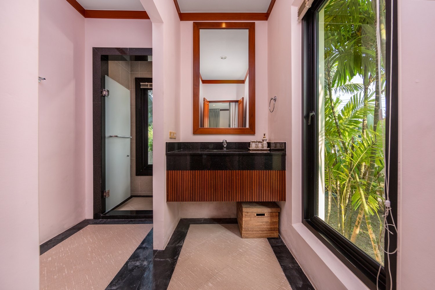 Property image - gallery 22