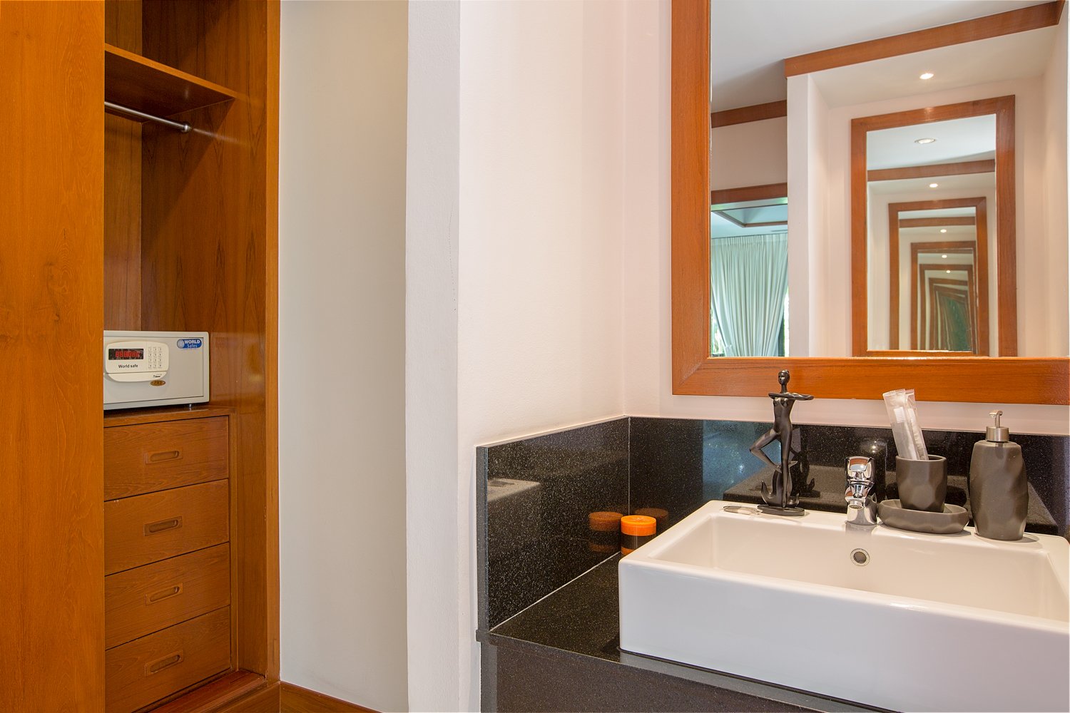 Property image - gallery 33