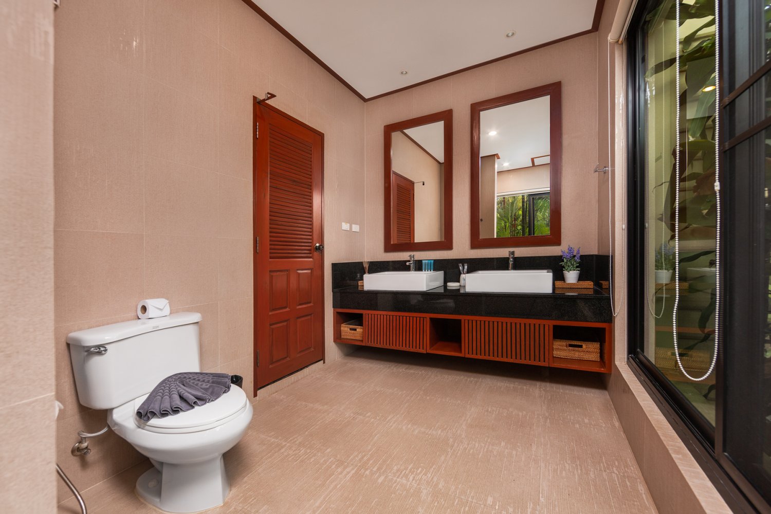 Property image - gallery 26