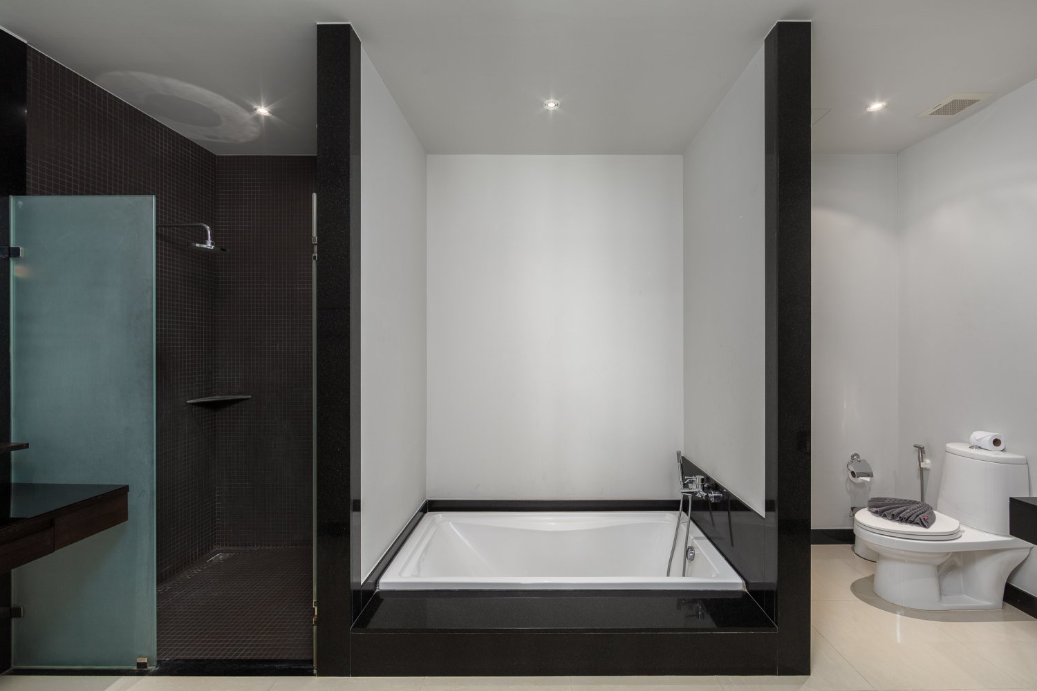 Property image - gallery 17