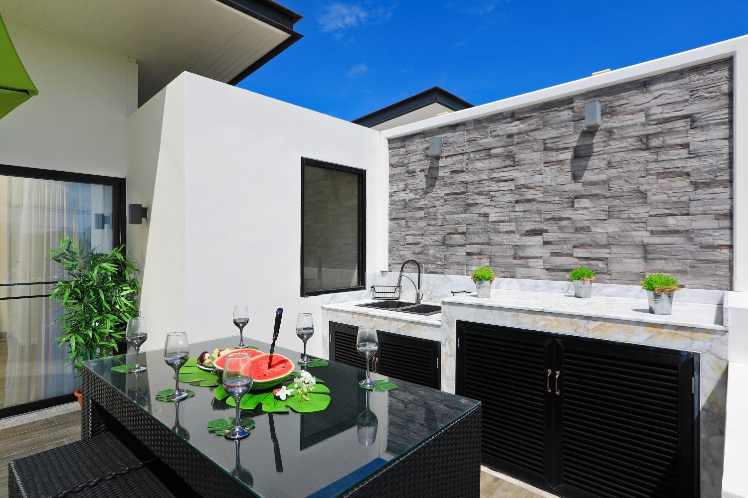 Property image - gallery 11