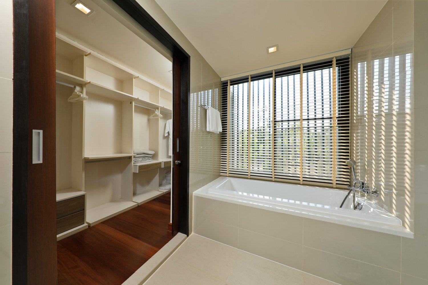 Property image - gallery 26