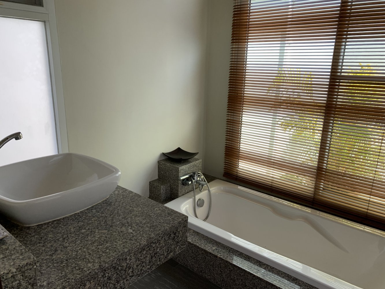 Property image - gallery 11