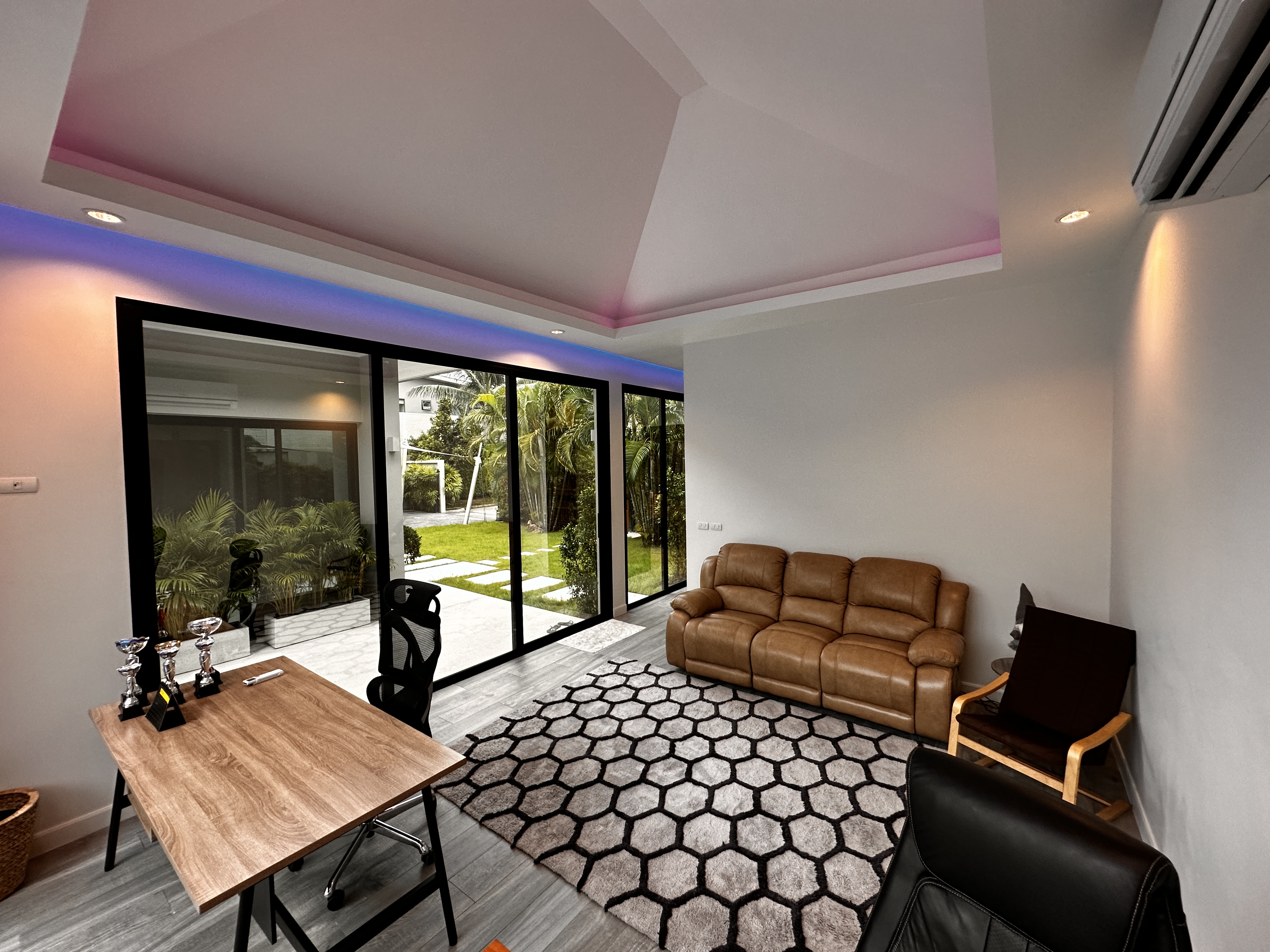 Property image - gallery 36