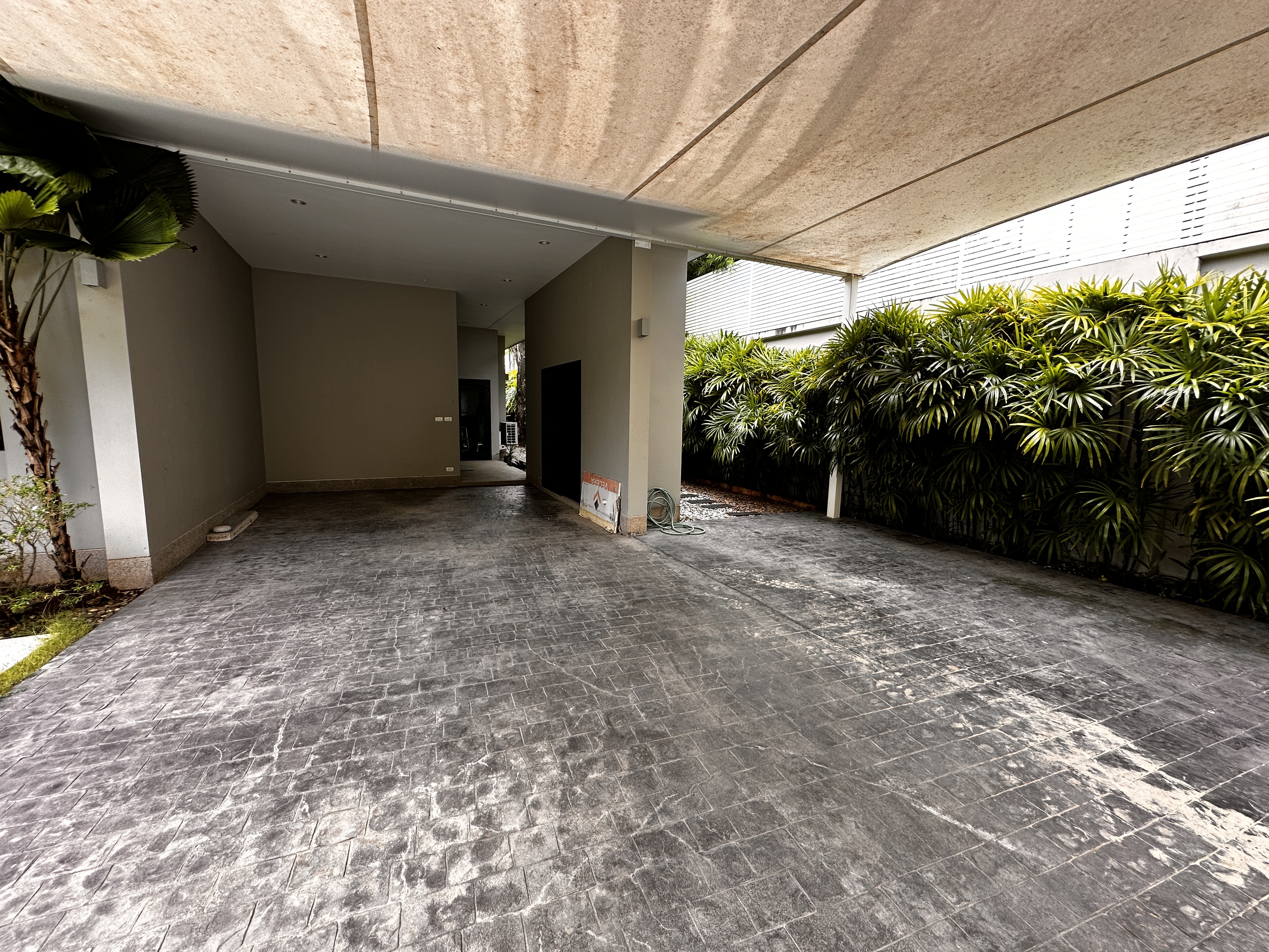 Property image - gallery 41