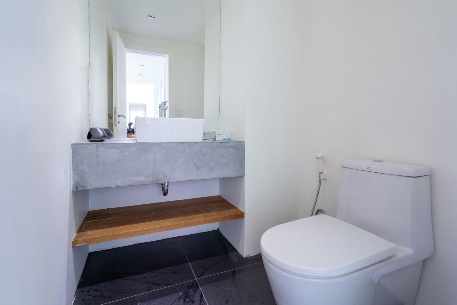 Property image - gallery 49