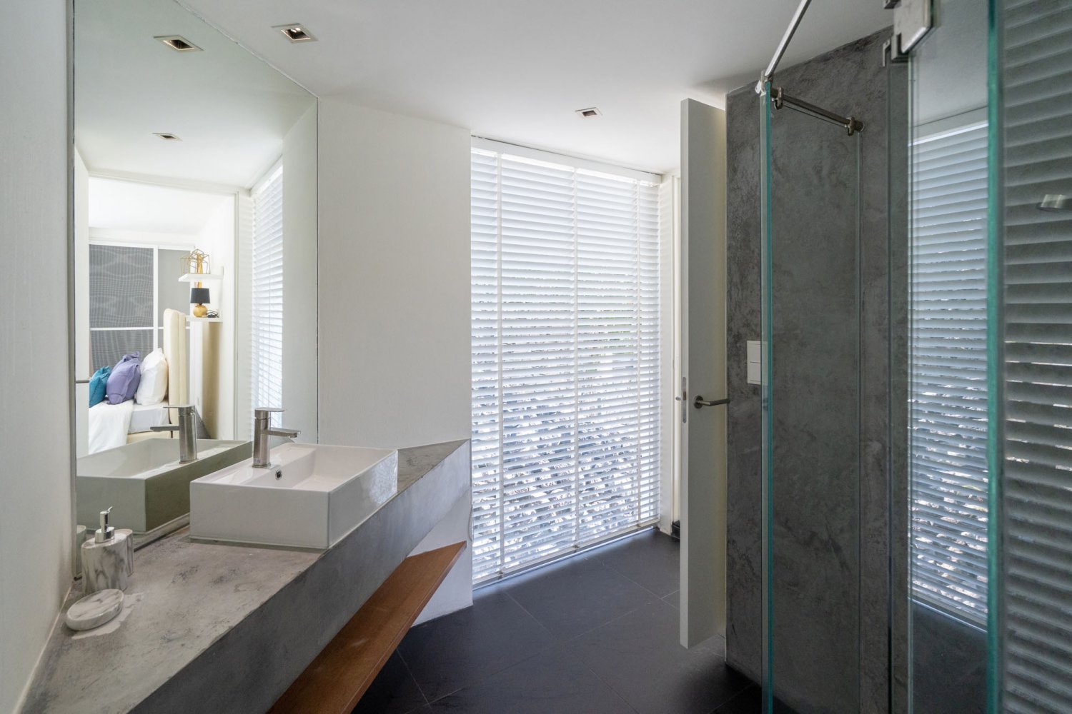 Property image - gallery 39