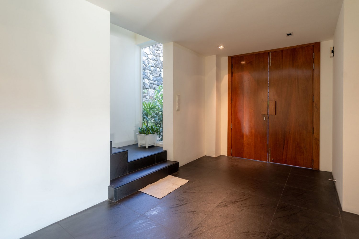 Property image - gallery 13