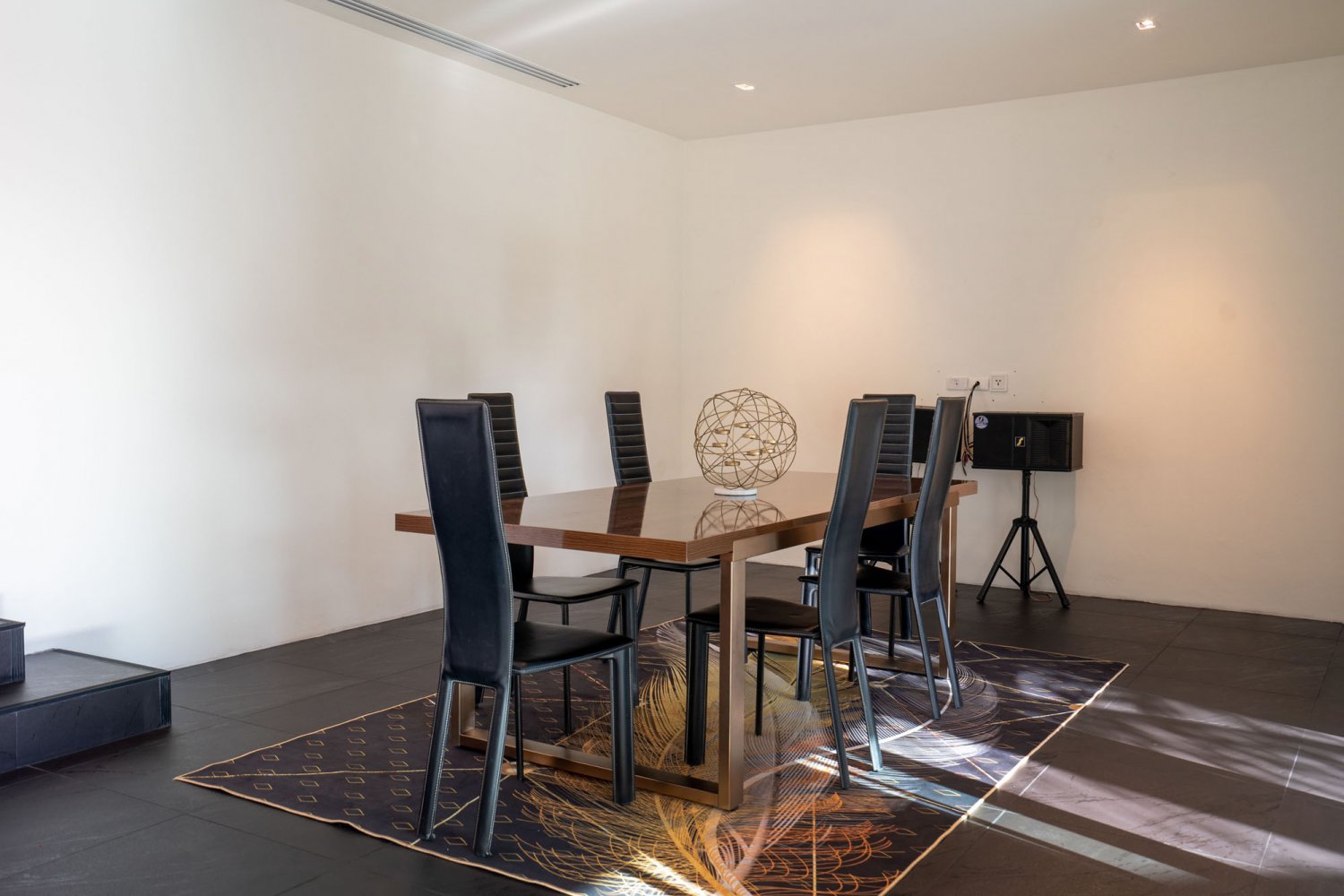 Property image - gallery 38