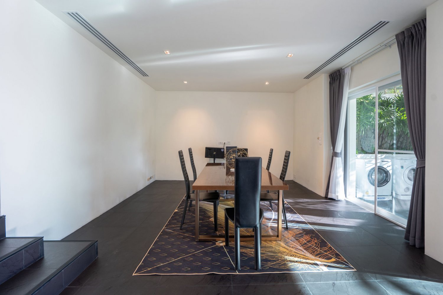 Property image - gallery 36