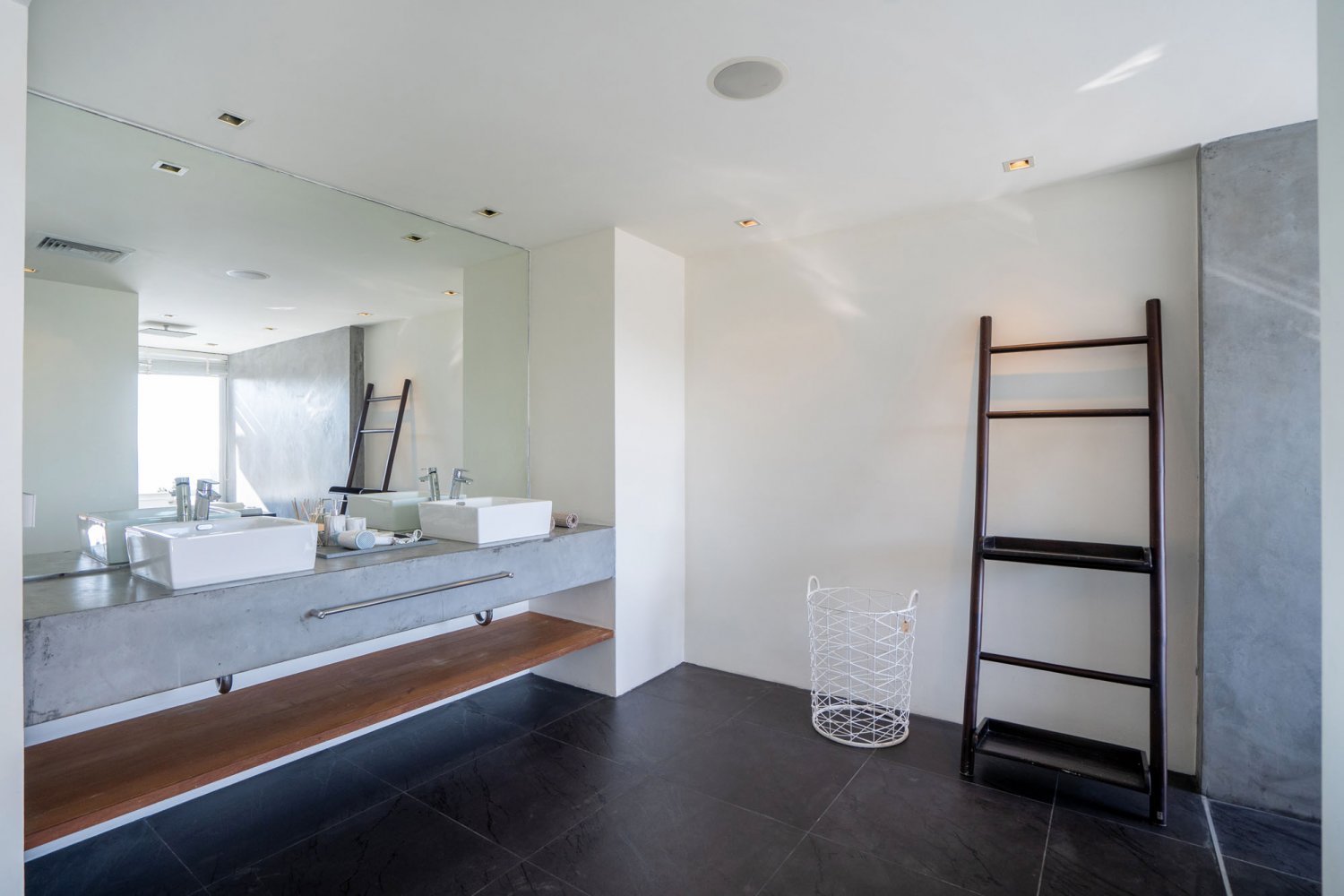 Property image - gallery 51