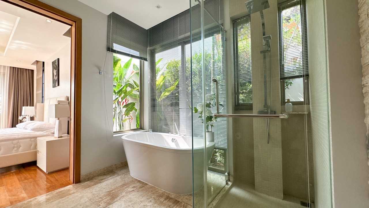 Property image - gallery 13