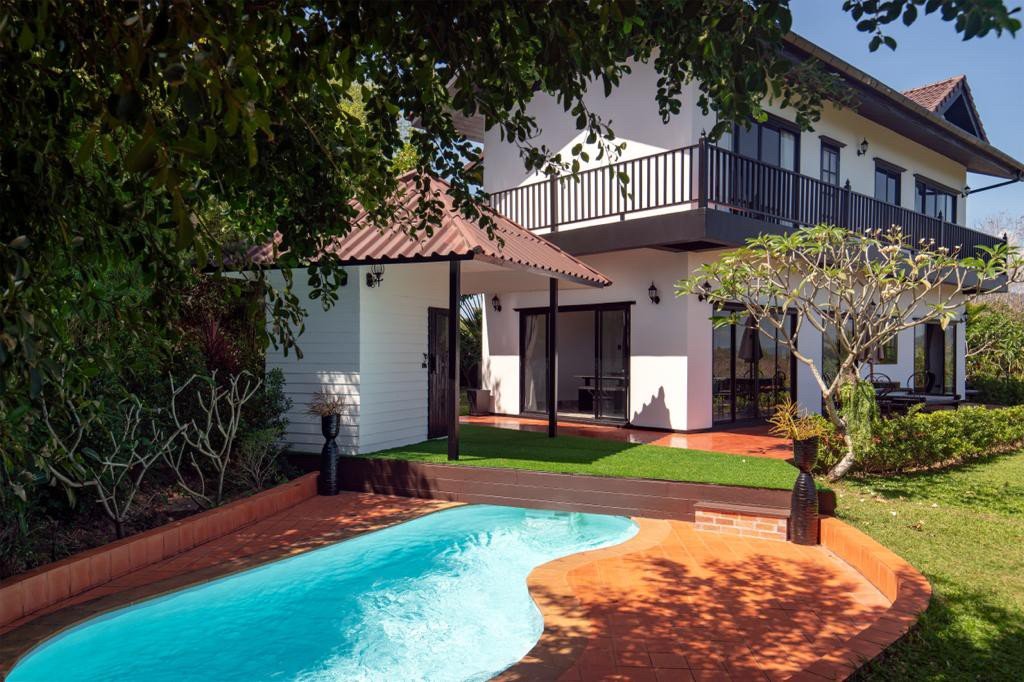 Property image - photo 5