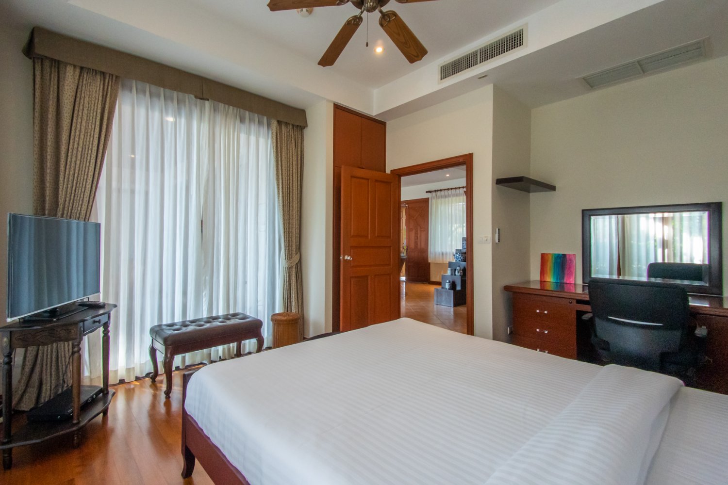 Property image - gallery 33