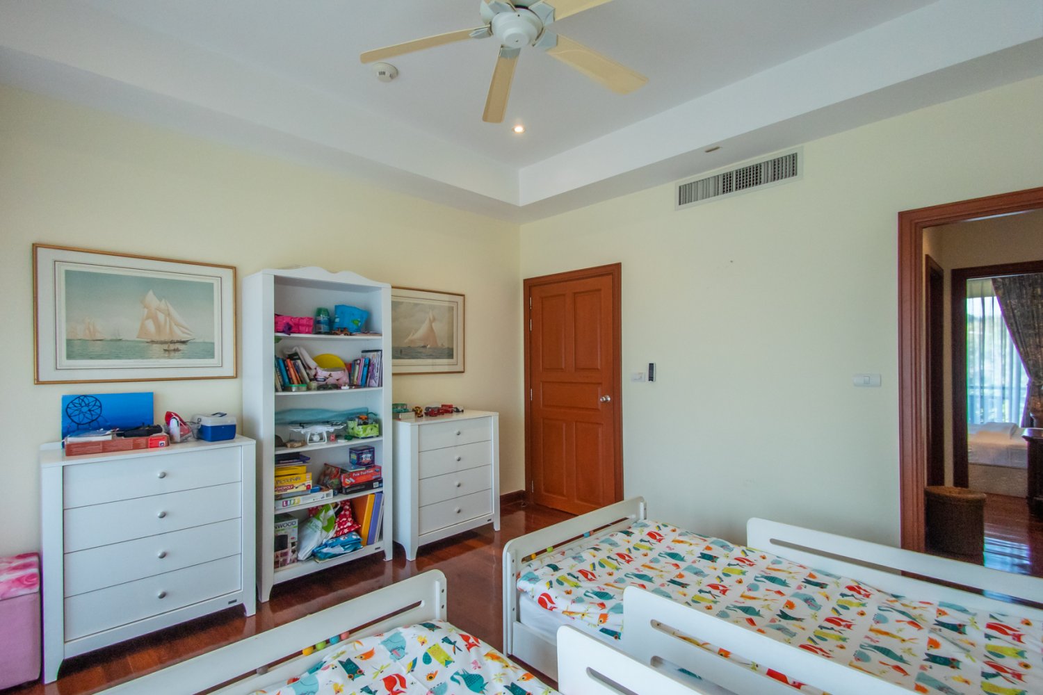 Property image - gallery 93