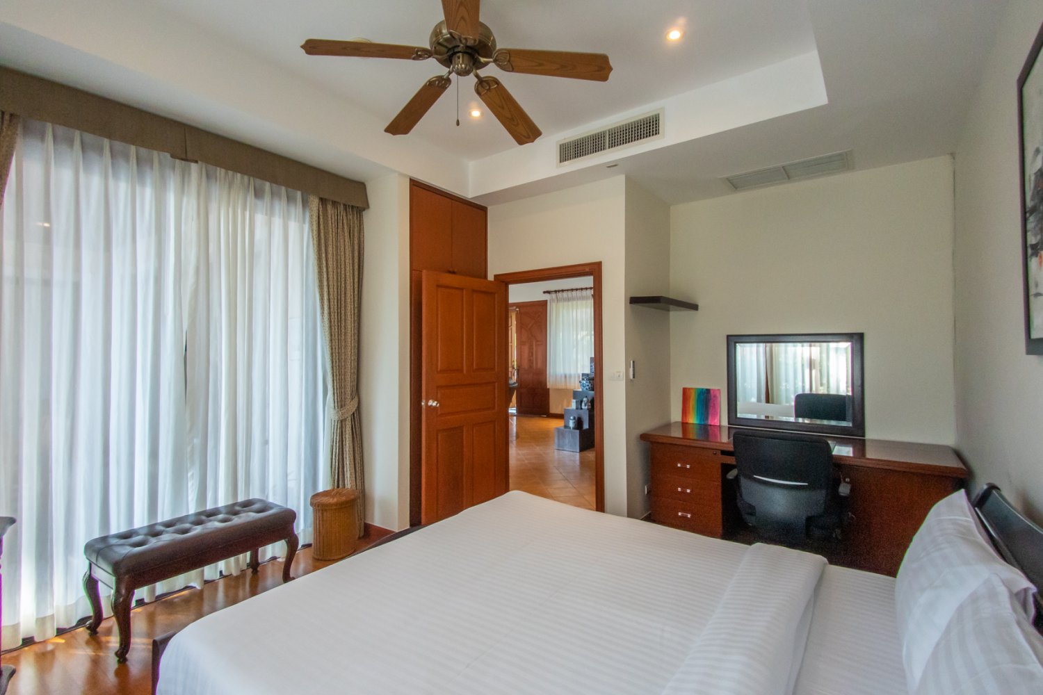 Property image - gallery 32