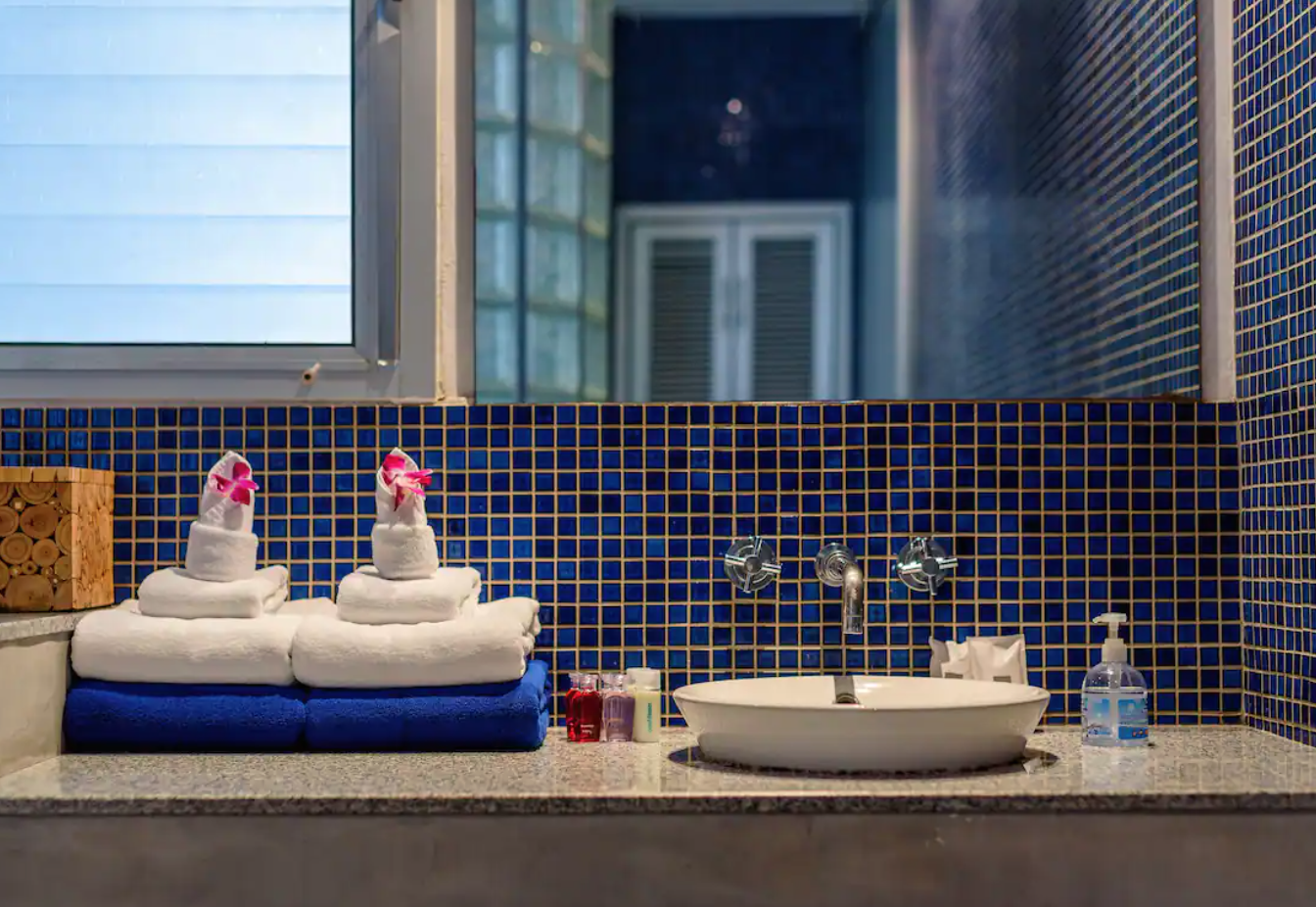 Property image - gallery 53