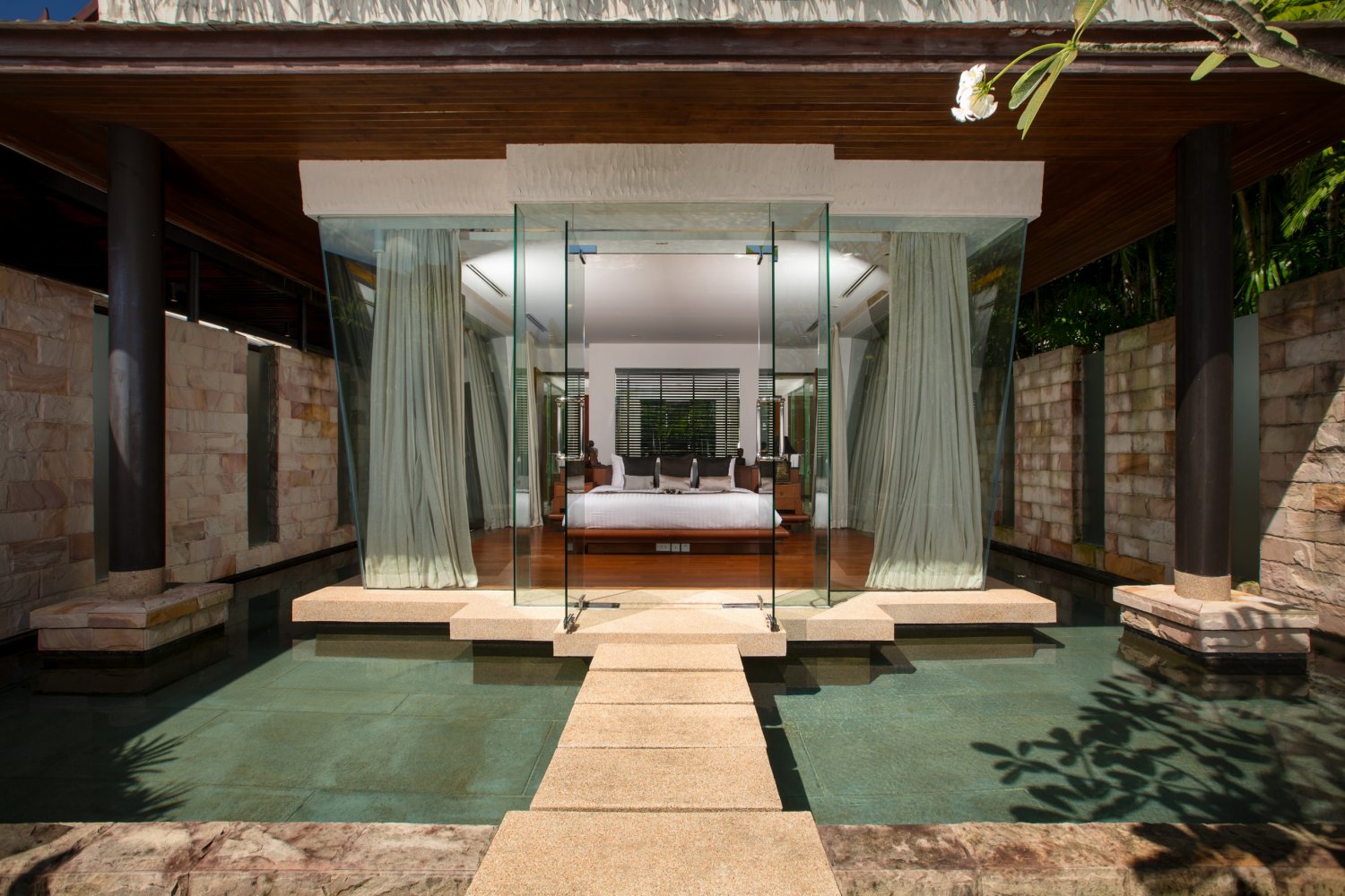 Property image - gallery 9