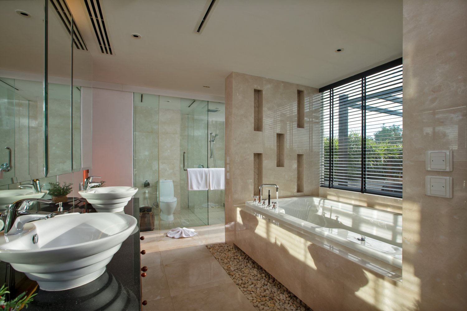 Property image - gallery 16