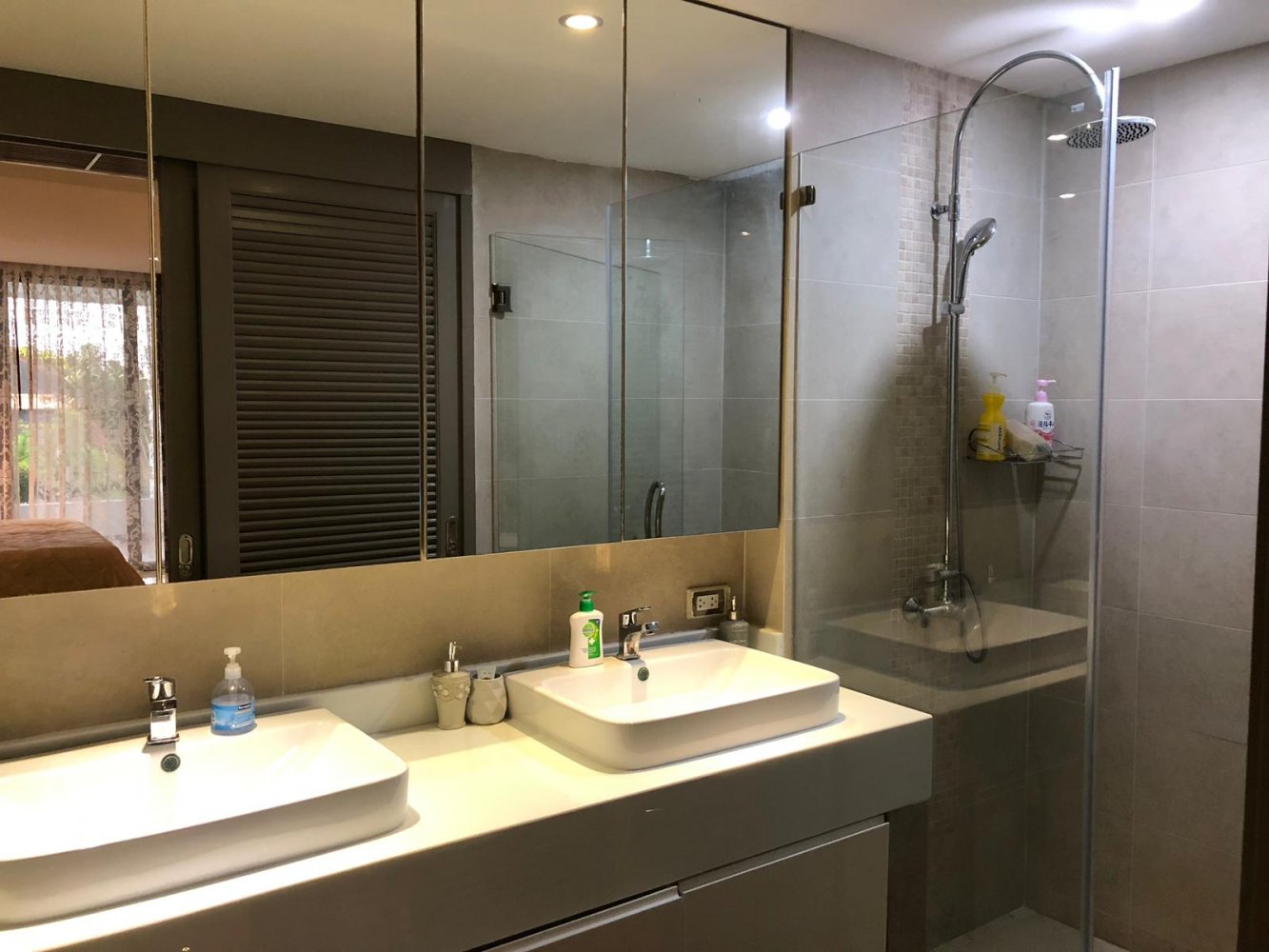 Property image - gallery 12