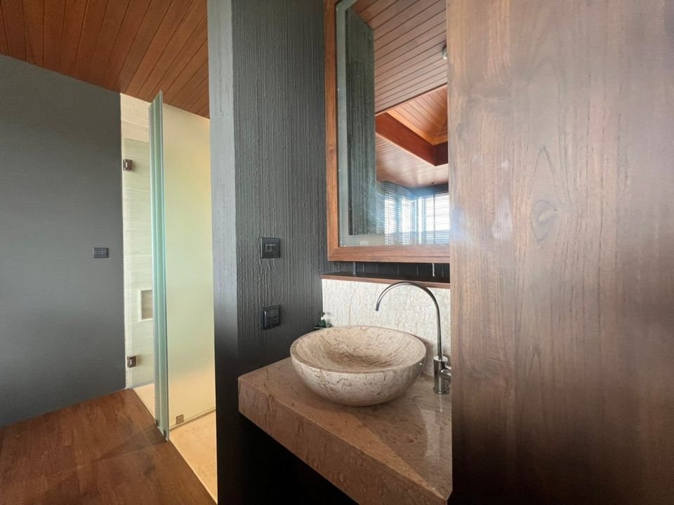 Property image - gallery 9