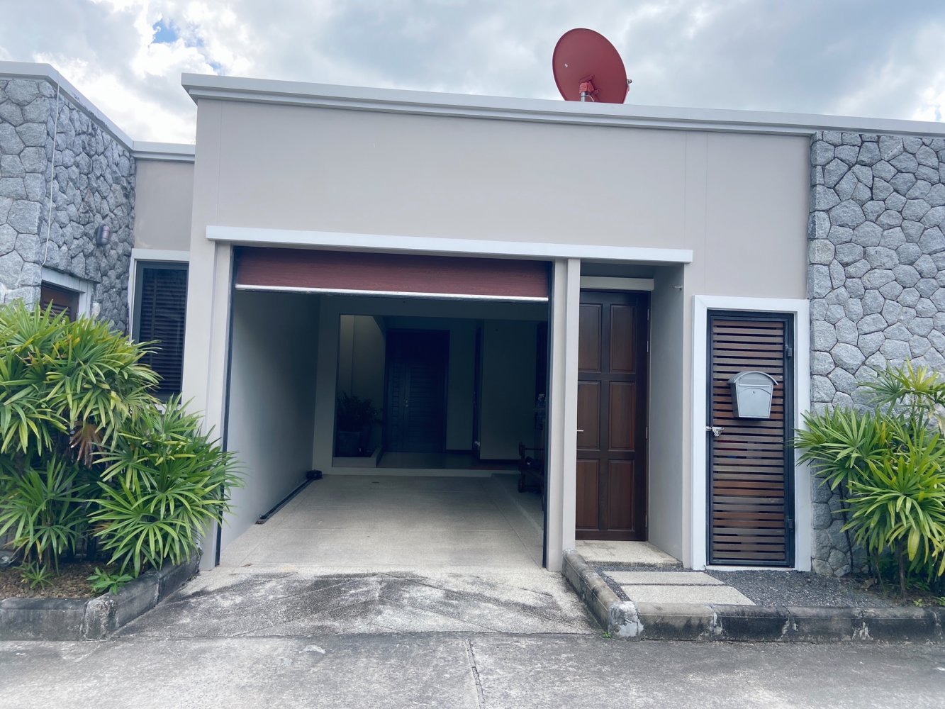 Property image - gallery 16