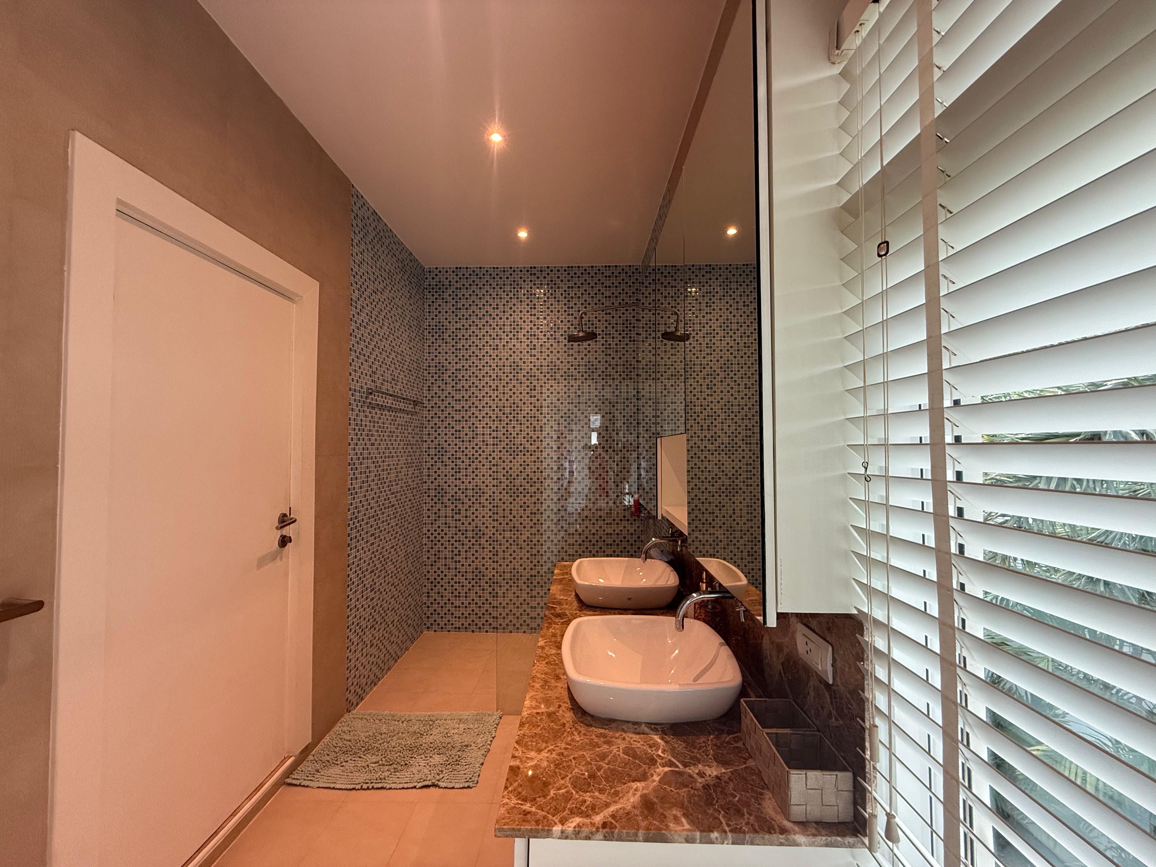 Property image - gallery 29