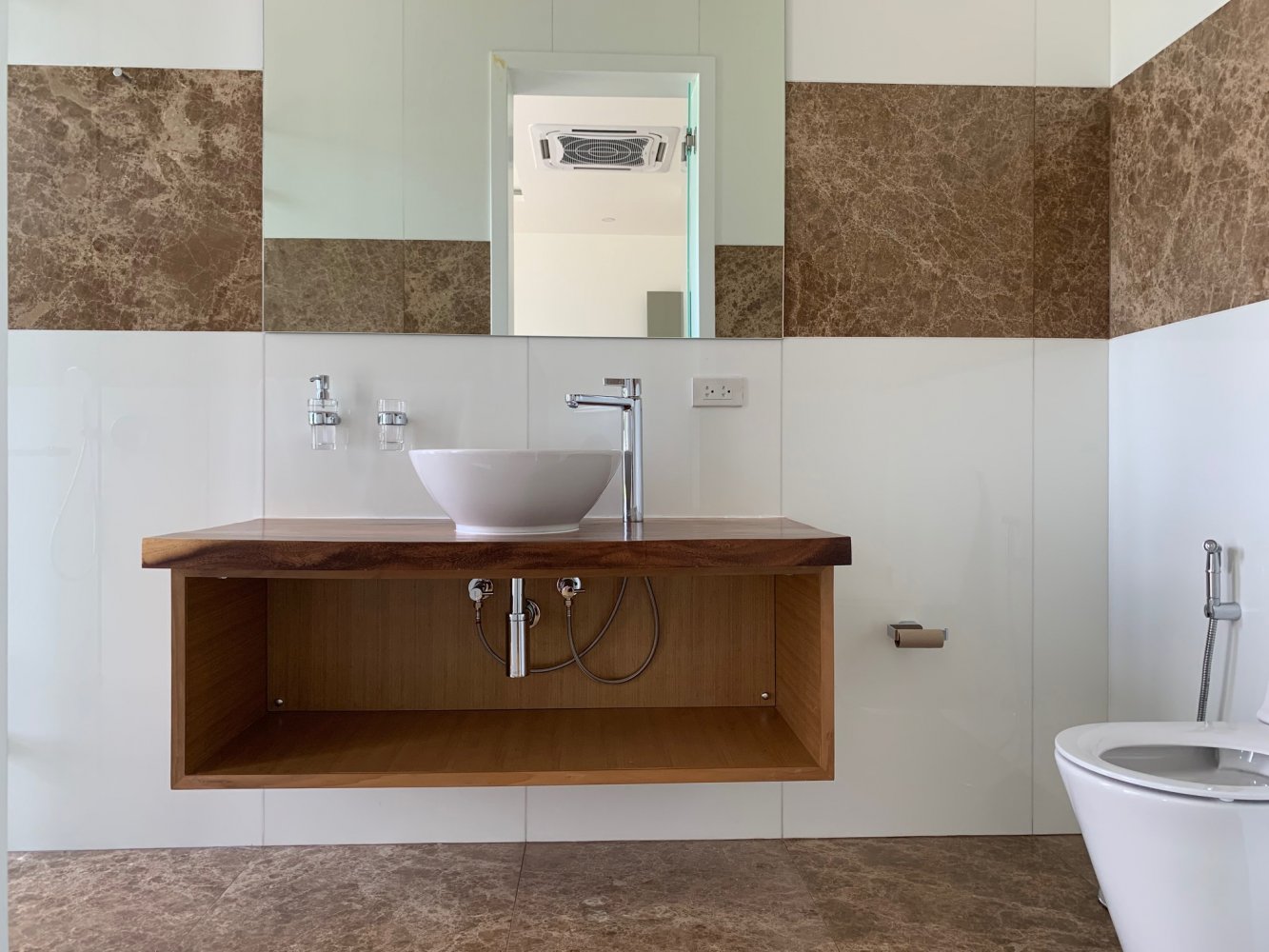 Property image - gallery 25