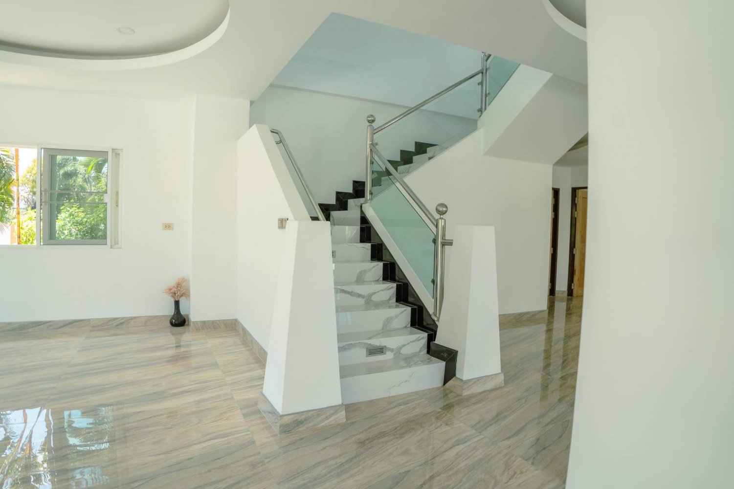 Property image - gallery 14